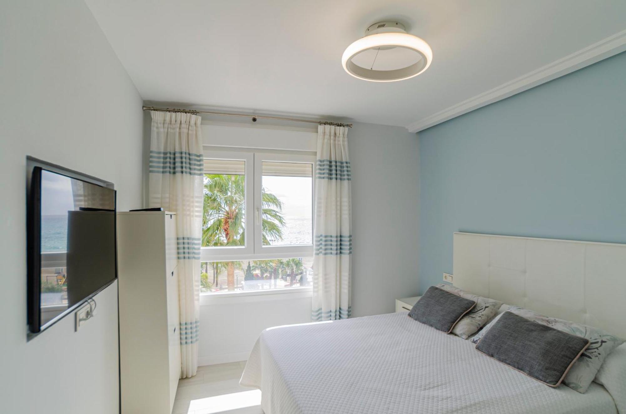 A&C Vistas Al Mar Luxury Apartment ตอร์เรเดลมาร์ ภายนอก รูปภาพ